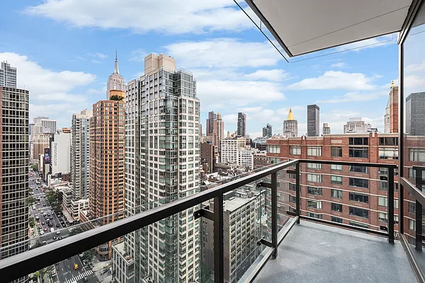 Rented by Compass | media 53