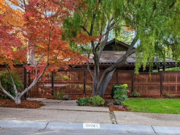 20721 Carniel Ave, Saratoga, CA 95070