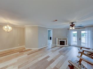 18800 Egret Bay Blvd APT 103, Houston, TX 77058