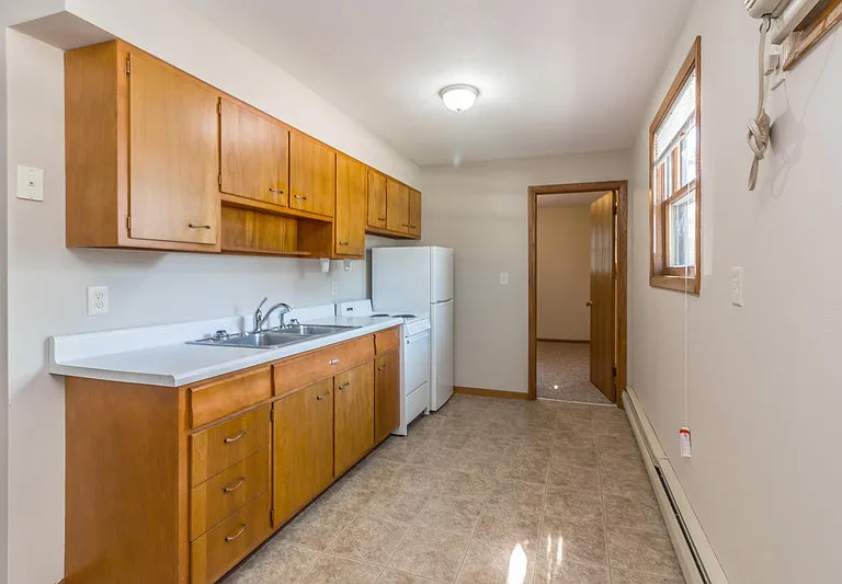Bylund Apartments — Photo 9