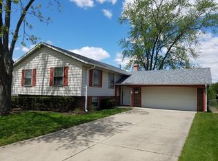 506 Freeman Ave, Streamwood, IL 60107