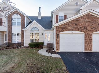 1834 Arbor Ct, Gurnee, IL 60031