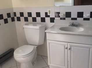 203 3rd St #2, Cambridge, MA 02141