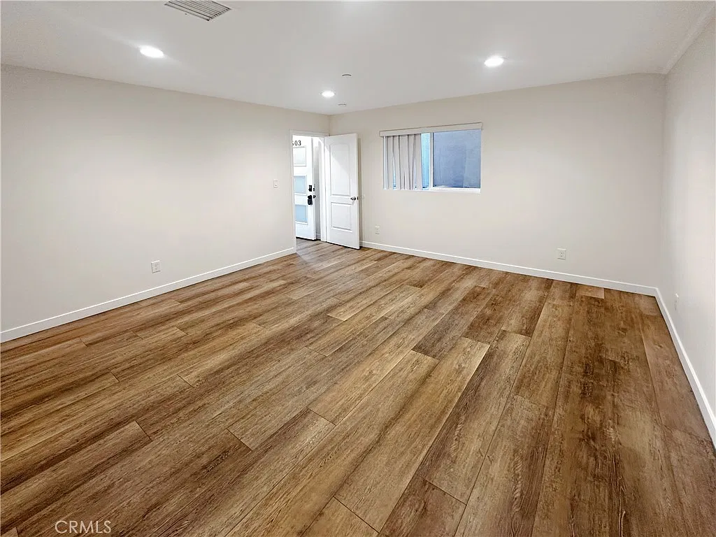 4 bed, 1700 sqft, $3,800 — Photo 4