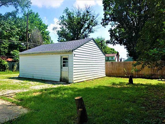 2 car detached garage