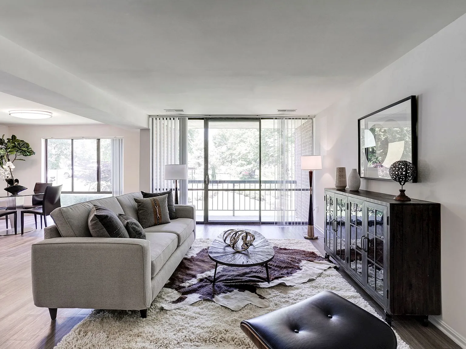 Charter Oak Apartments — Photo 3
