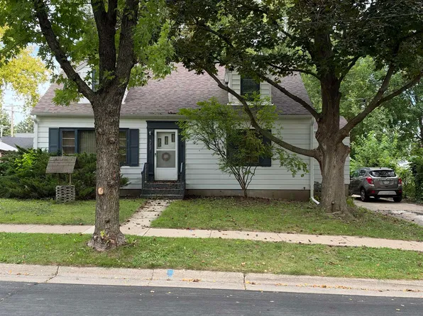 5707 Milwaukee St, Mc Farland, WI 53558