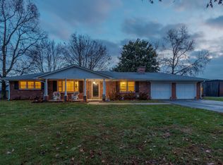 981 Hawkins Cummins Rd, Paris, KY 40361