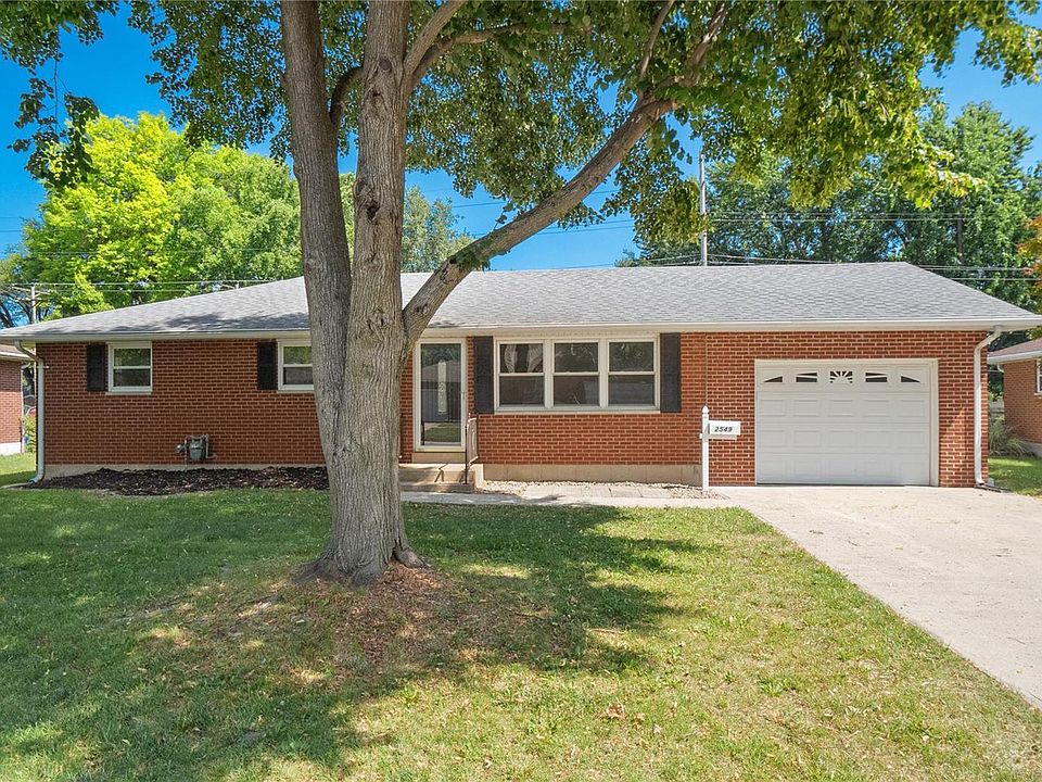 1st image of 2549 Lynch Ave