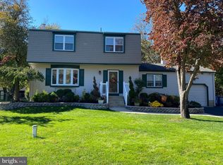 701 Longwood Ln, Atco, NJ 08004