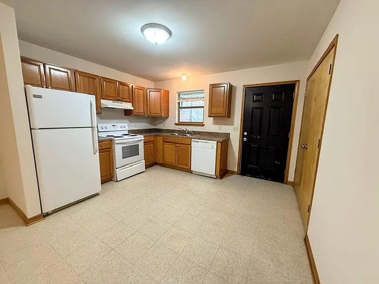 2520 Crockett St — Photo 7