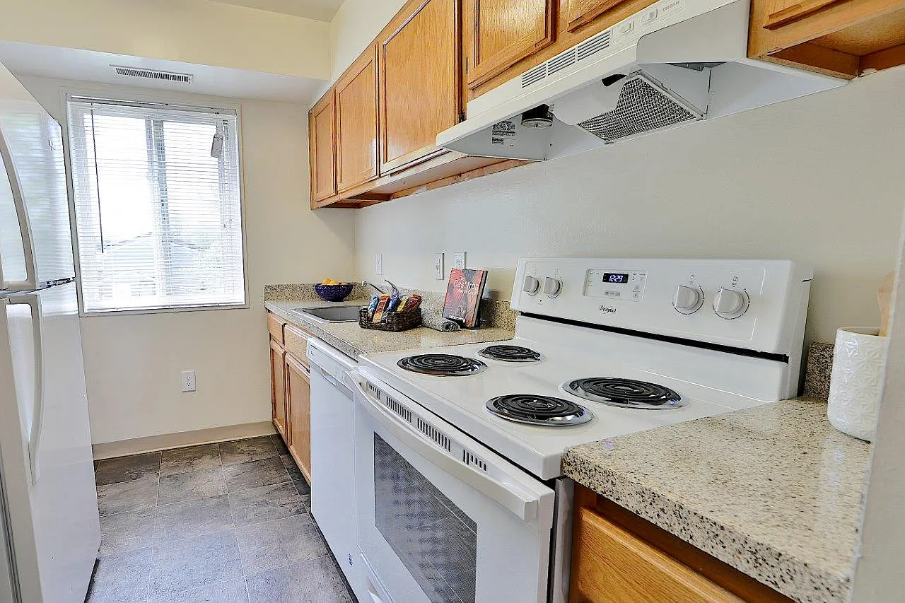 Villages at Montpelier Apartment Homes — Photo 3