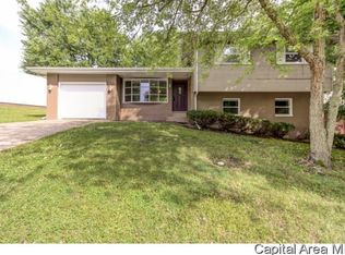 4 Pinto Dr, Springfield, IL 62702