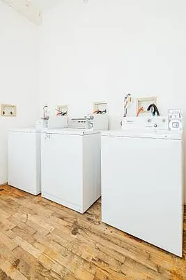 Rented by Nooklyn NYC LLC | media 6