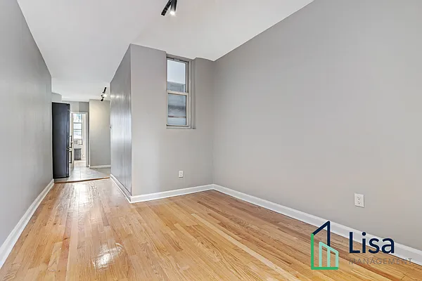 Rented by Lisa Management Inc | media 8