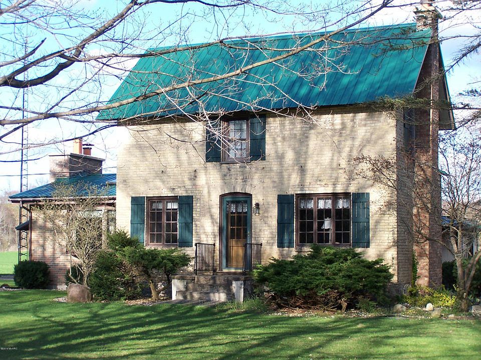 1st image of 4648 S Ferris Ave