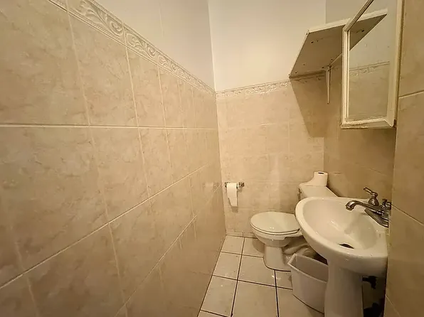 297 Broadway image 3 of 6