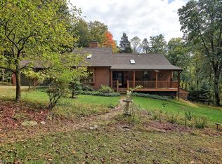 11 Amackassin Rd, Blairstown, NJ 07825