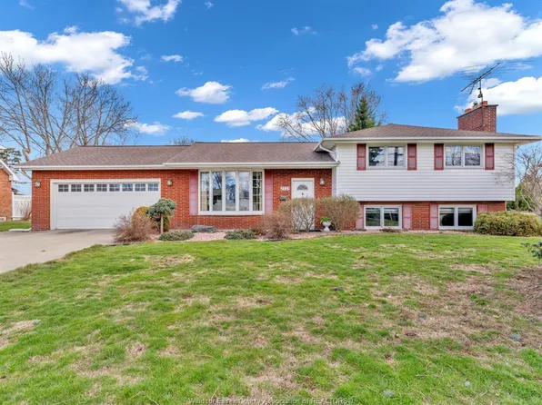 2725 Bouffard Rd, Lasalle, ON N9H 1W3