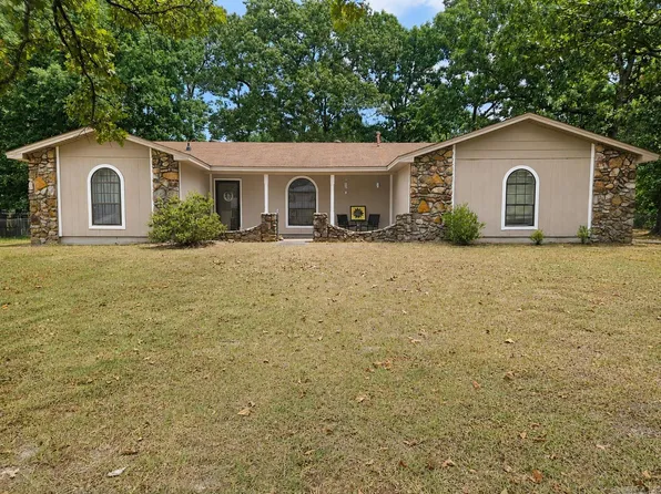 923 Cara Jane Dr, Redfield, AR 72132