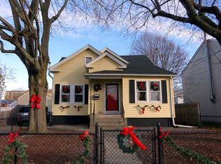 34 McAloon St, Pawtucket, RI 02861