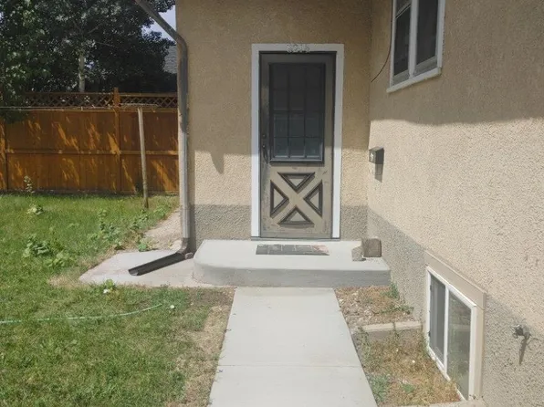 821.5 13th St, Cody, WY 82414