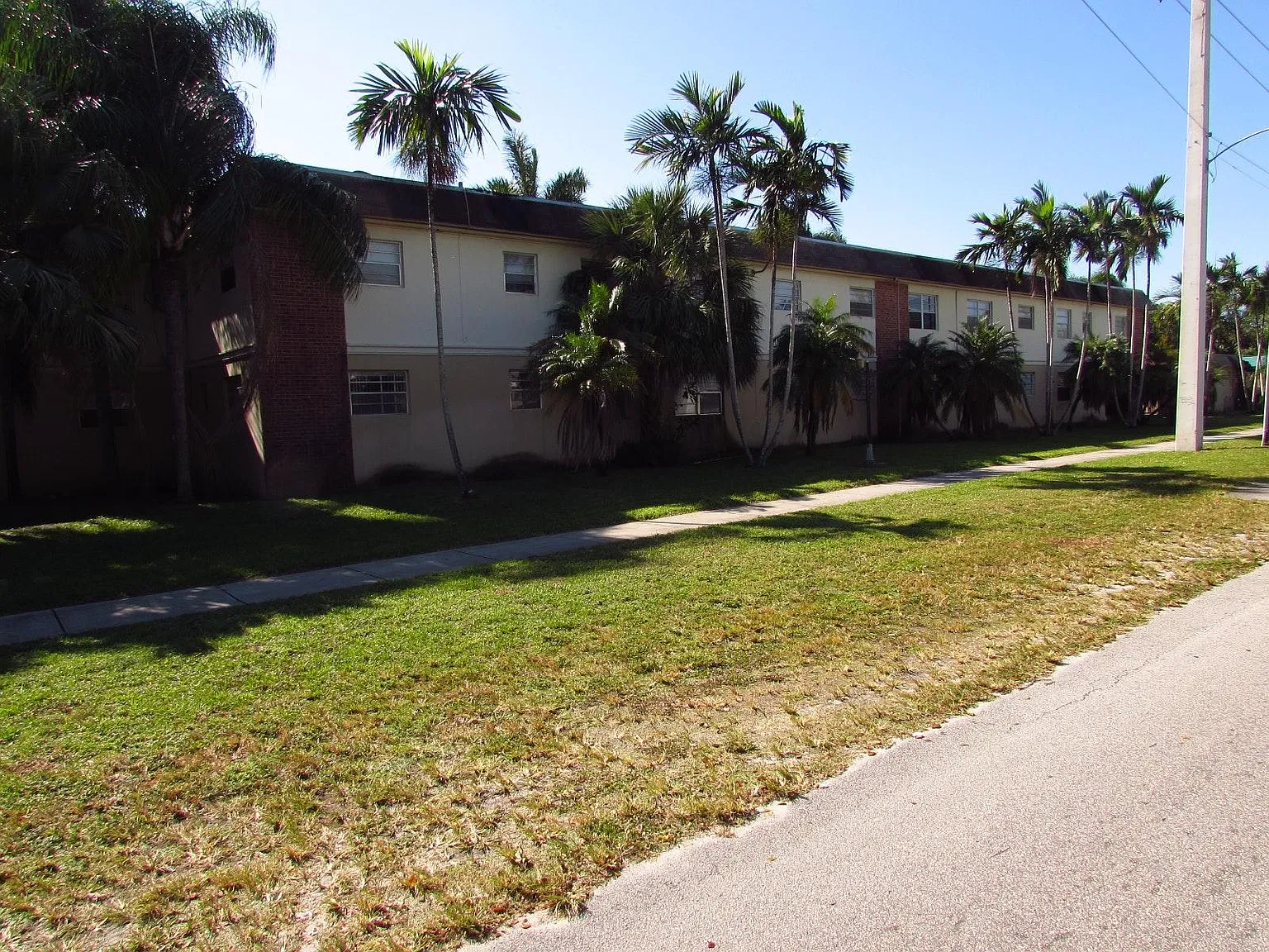 1 bed, 813 sqft, $1,425 — Photo 3