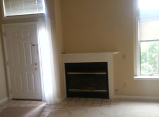 3990 N Water St, Decatur, IL 62526