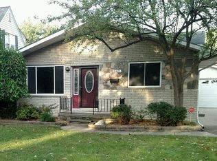 2611 Rutledge St, Trenton, MI 48183