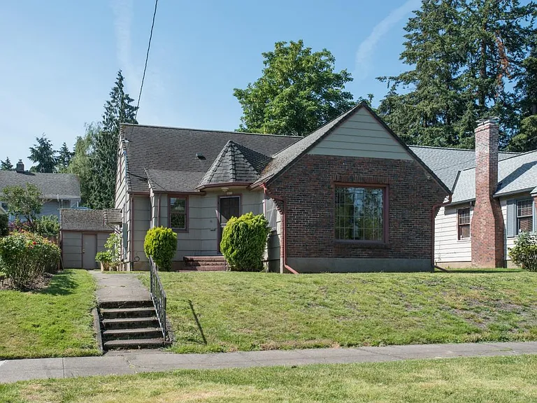2628 NE Ainsworth St — Photo 26