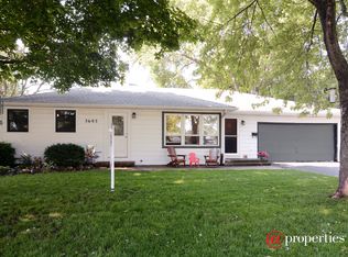 3603 Campbell St, Rolling Meadows, IL 60008