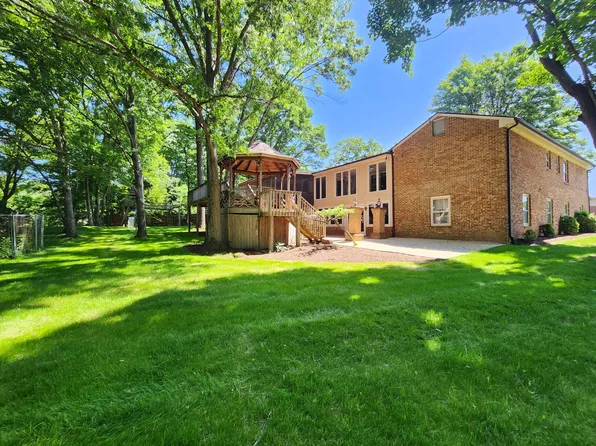 6322 Hidden Hill Cir, Roanoke, VA 24018