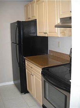 3rd image of 2020 NE 135 St 707 #707