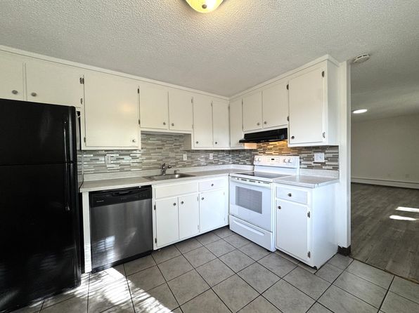 271 Humphrey St #H10
