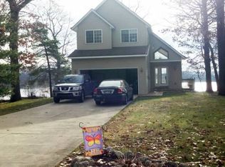 5093 N Shore Dr, Delton, MI 49046