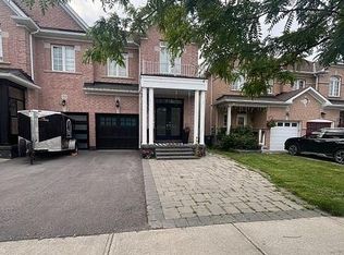 52 Versailles Cres #Basement, Brampton, ON L6P 3J9