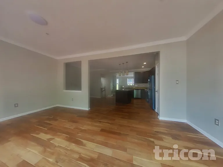 1711 Crimson Pl — Photo 5