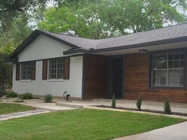 1608 Longhofer St, Brenham, TX 77833