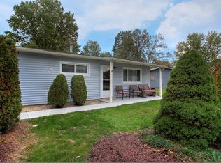 12533 Alton Dr, Grafton, OH 44044
