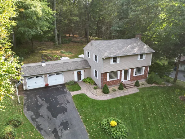 114 Farmstead Lane, Glastonbury, CT 06033