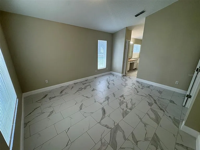 2347 Blake Way — Photo 16