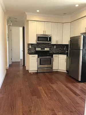 Rented by Bond New York | media 12