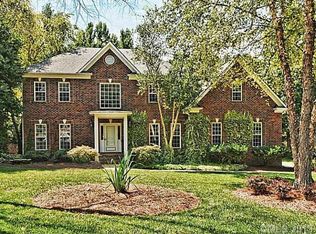 9850 Drawbridge Dr, Charlotte, NC 28215