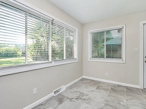 5th image of 2244 English Dr