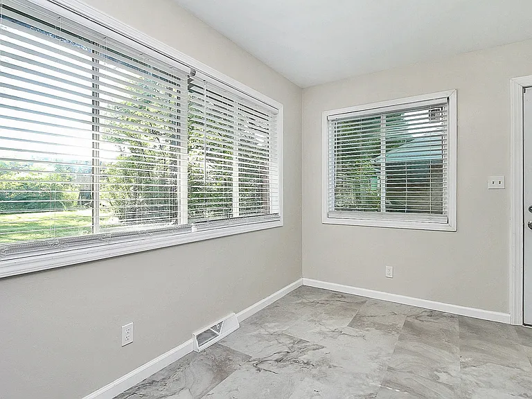 2244 English Dr — Photo 19