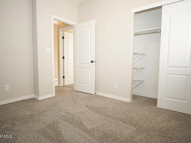 14364 Tobe Davis — Photo 12