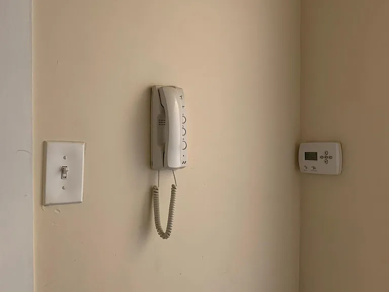 4212 Chester Ave #2R — Photo 12