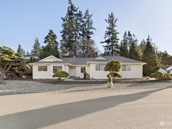 101 Ascot Court, Sequim, WA 98382