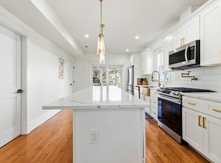 567 Park St APT 2, Boston, MA 02124