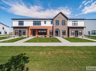 4927 N Beach Dr, Idaho Falls, ID 83401